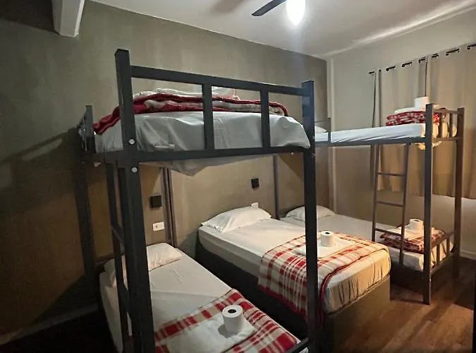 Hostel Carabelas - Proximo A 25 De Marco E Bras