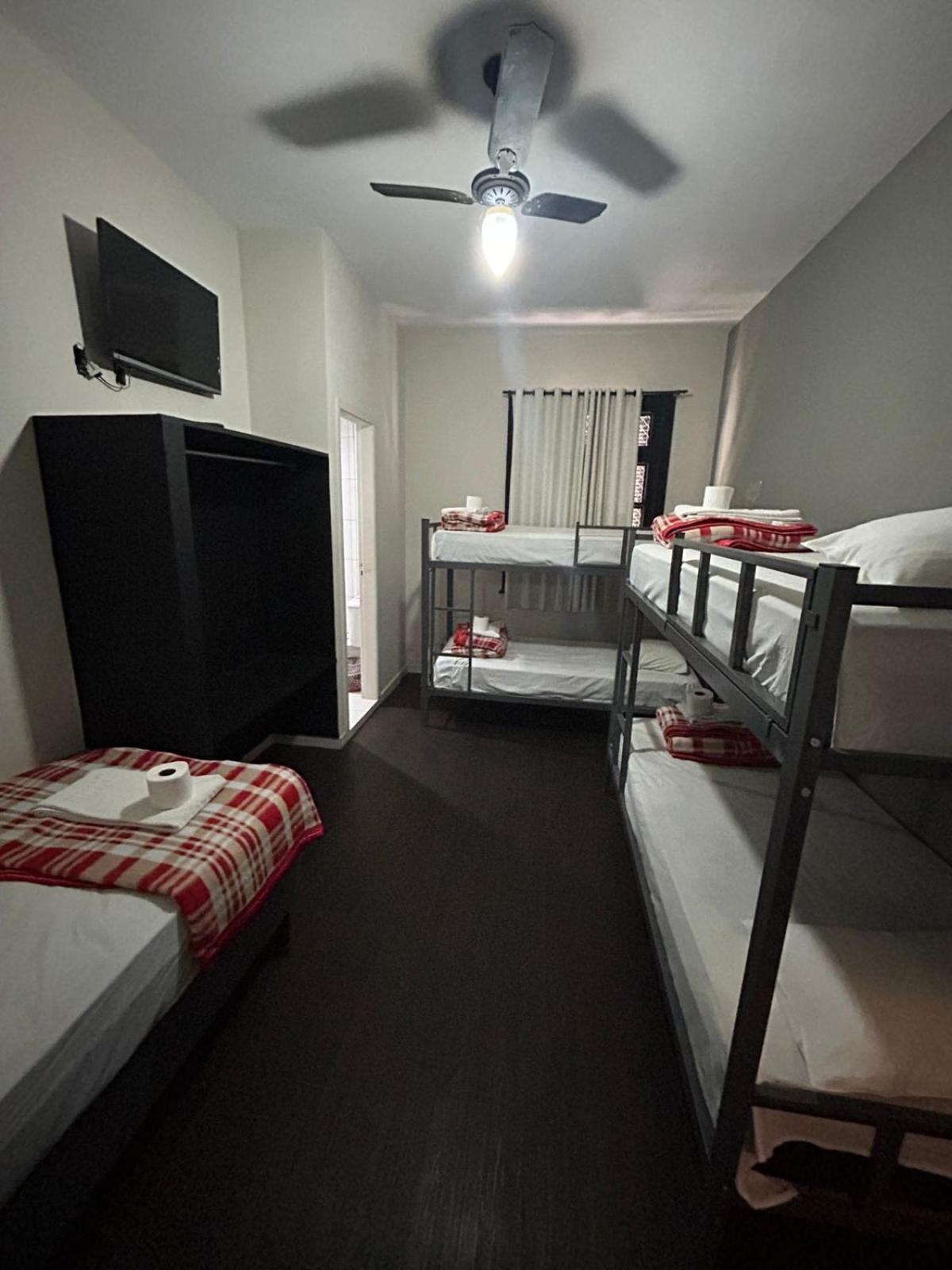 Albergue Carabelas - Proximo A 25 De Marco E Bras